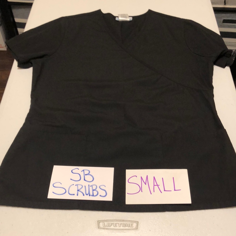 SB Scrubs Top Small